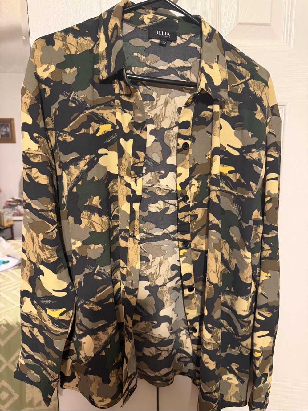 Camouflage Button-Up Jacket and pants set - Black & Green